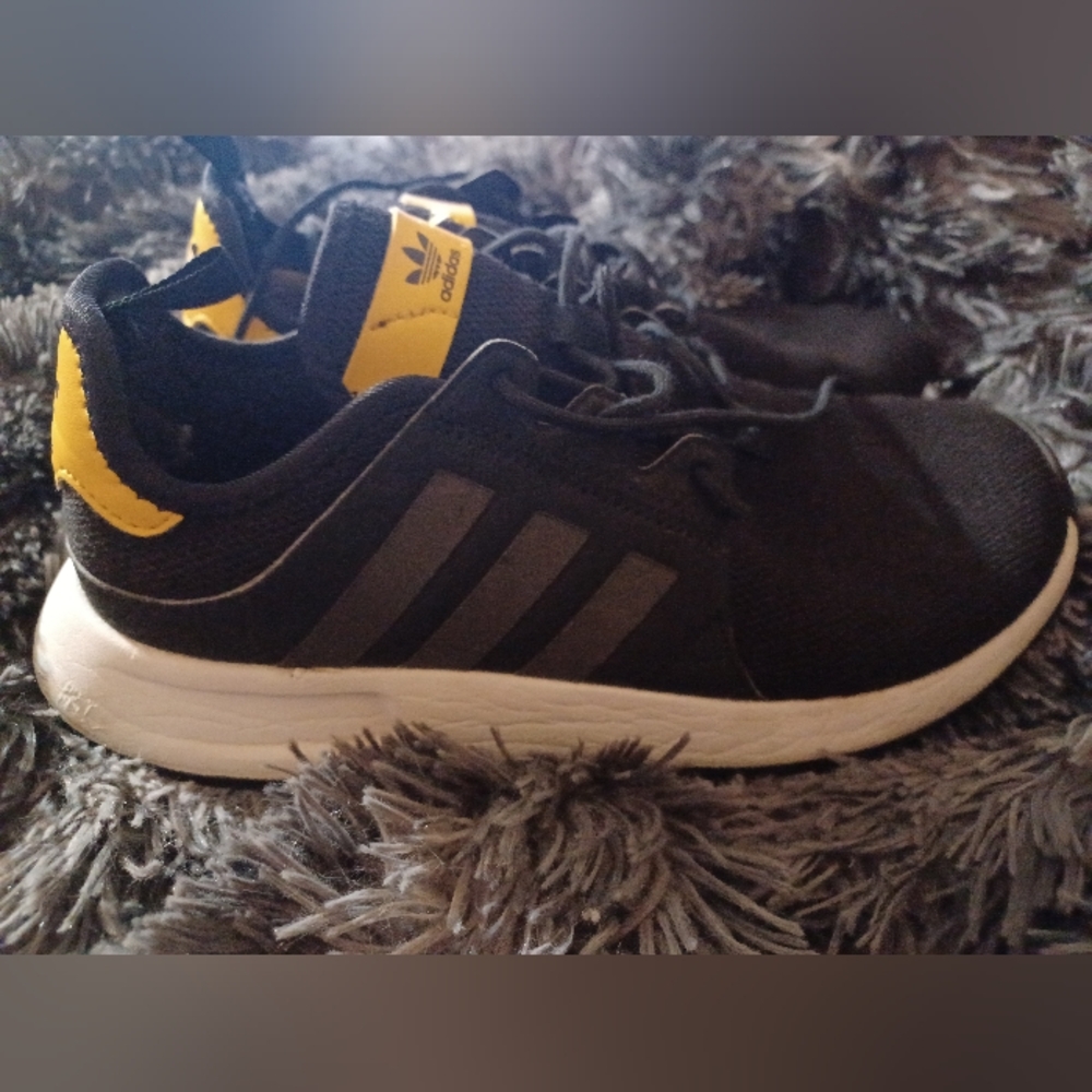 Adidas women's size 7.5